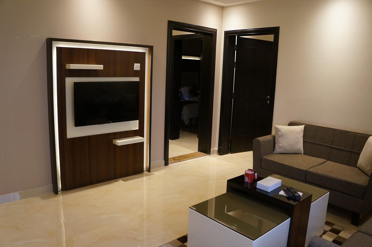 Madeira Hotel Suites Nadinah Exteriör bild
